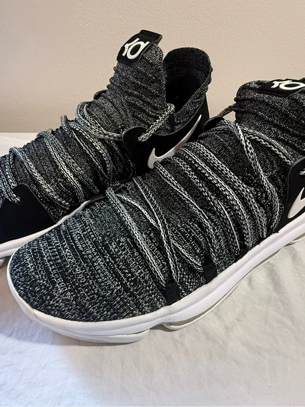 Nike Zoom KD 10 'Oreo' Basketball Shoes Size 10 (897815-001)